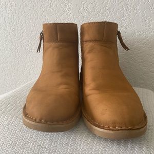 UGG Rea Chestnut Leather Ankle Boots Size 8
